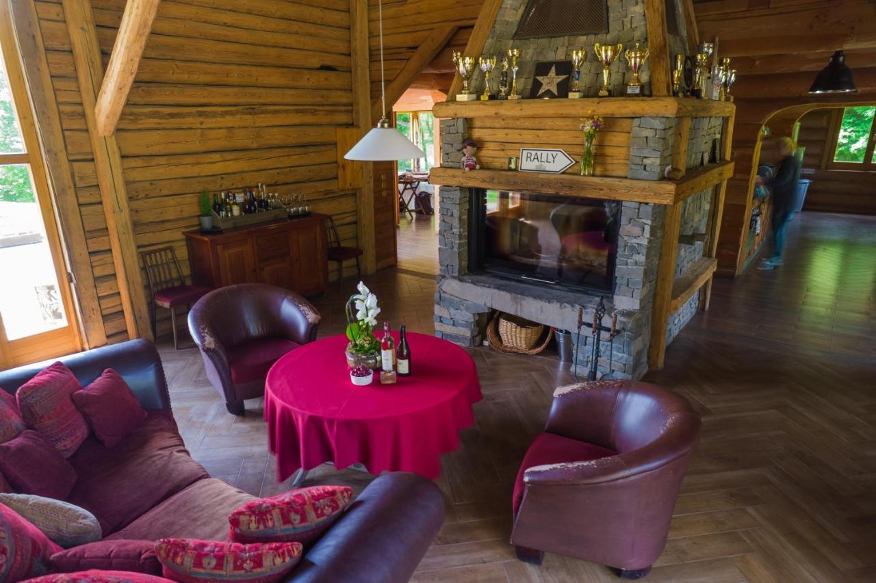 Crossline Lodge Gheorgheni  Extérieur photo